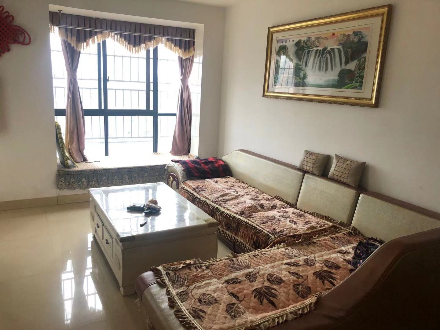 雅士林欣城  2室2厅1卫    1800.0元/月 雅士林欣城  2室2厅1卫    1800.0元/月室内图