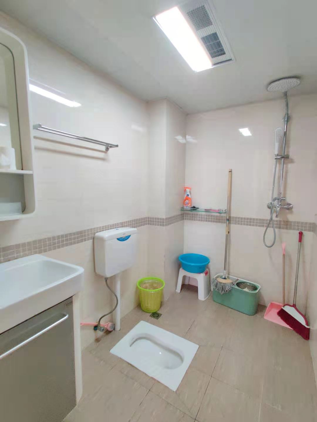 佳兆业君汇上品  3室2厅1卫    2200.0元/月 佳兆业君汇上品  3室2厅1卫    2200.0元/月室内图