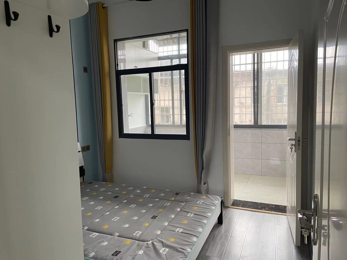 滨湖柴油机厂家属楼 3室2厅1卫 28.8万 滨湖柴油机厂家属楼 3室2厅1卫 28.8万阳台