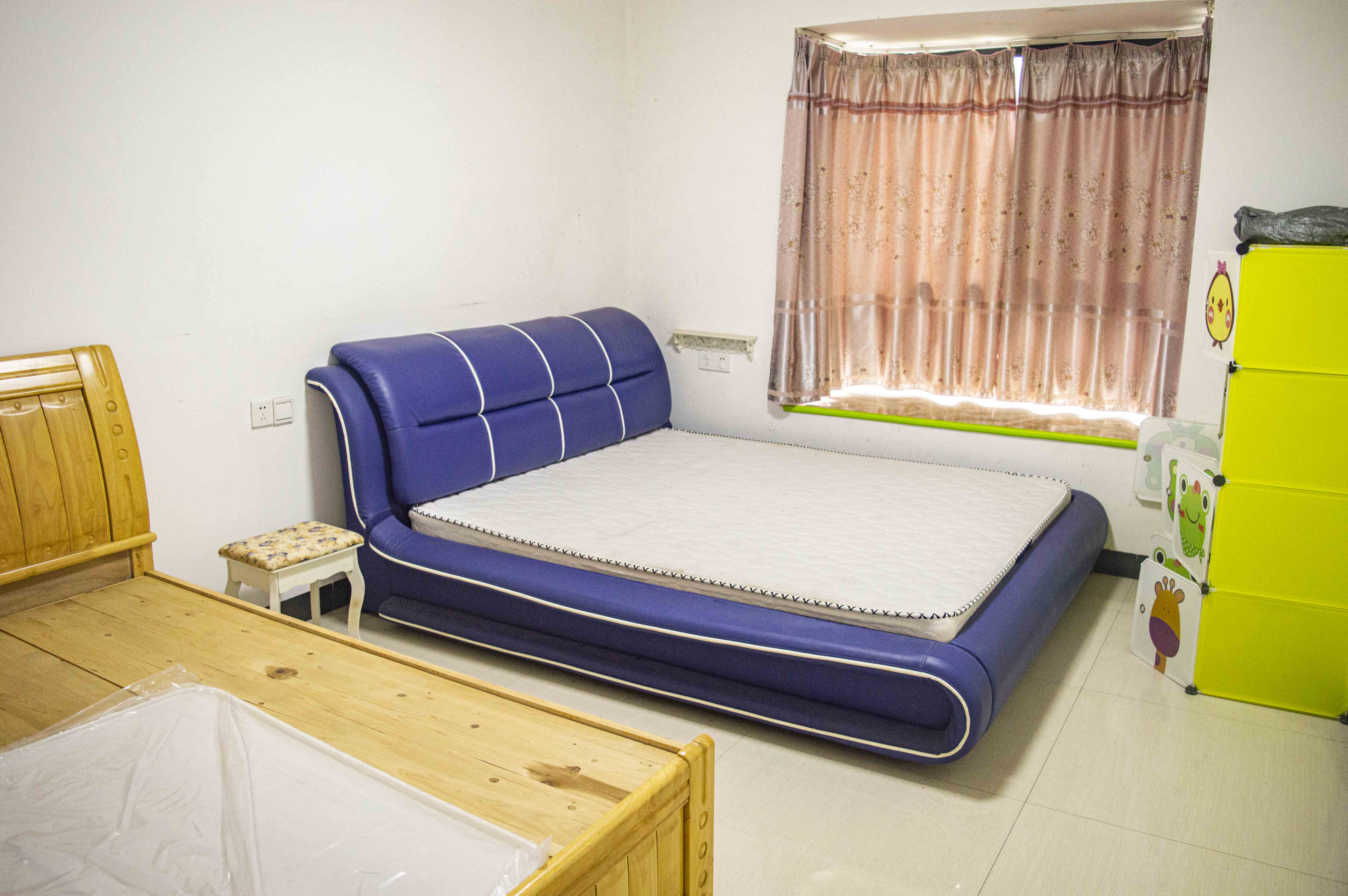 龙洲馨苑 2室2厅1卫 49.8万 龙洲馨苑 2室2厅1卫 49.8万卧室