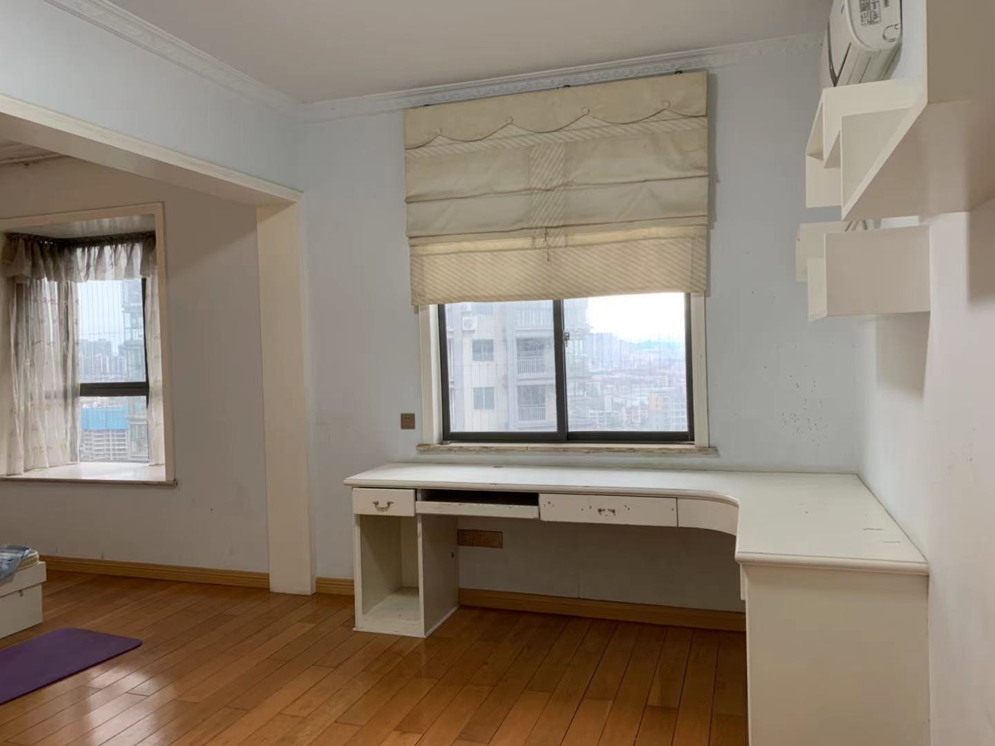 南苑上和一期  4室2厅2卫    88.8万 南苑上和一期  4室2厅2卫    88.8万卧室