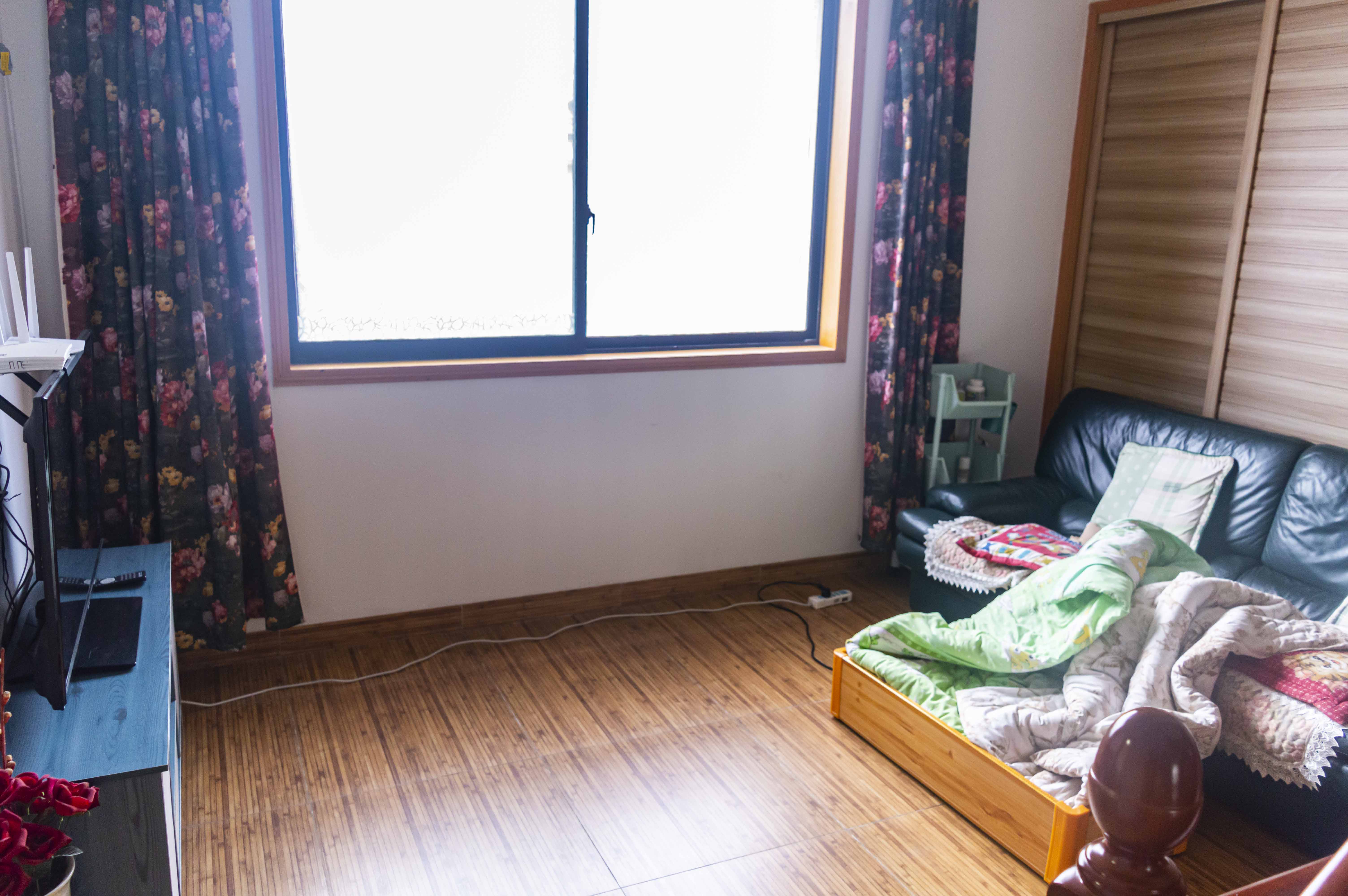 上城世家  7室2厅3卫    132.0万卫生间