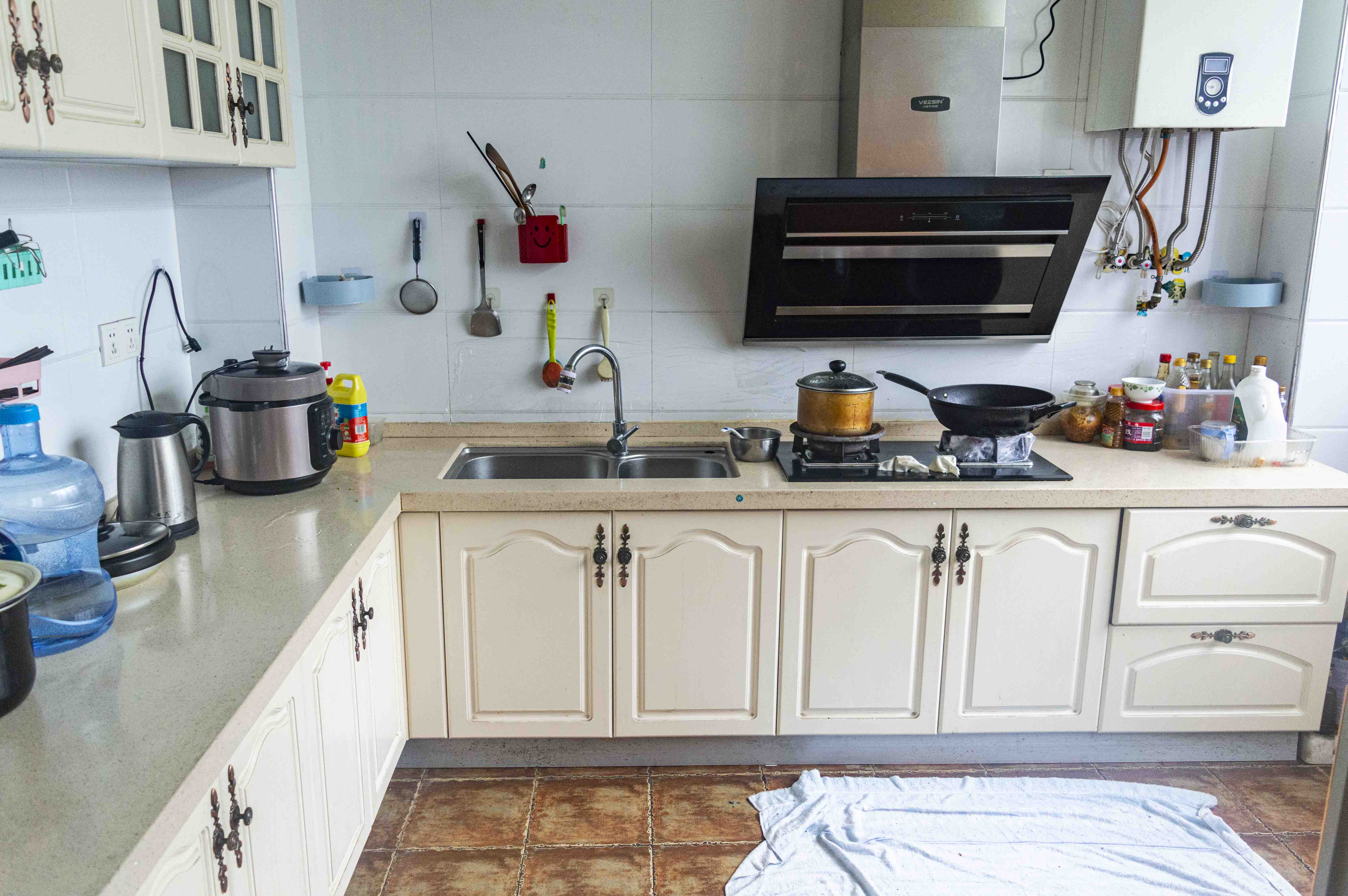 上城世家  7室2厅3卫    132.0万客厅