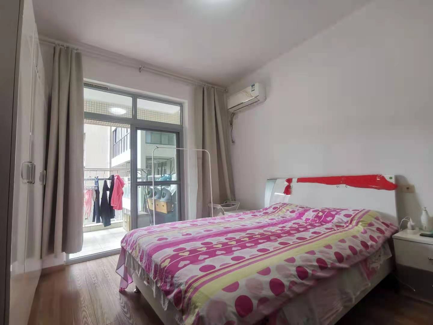 橙花风景  2室1厅1卫    2500.0元/月 橙花风景  2室1厅1卫    2500.0元/月室内图