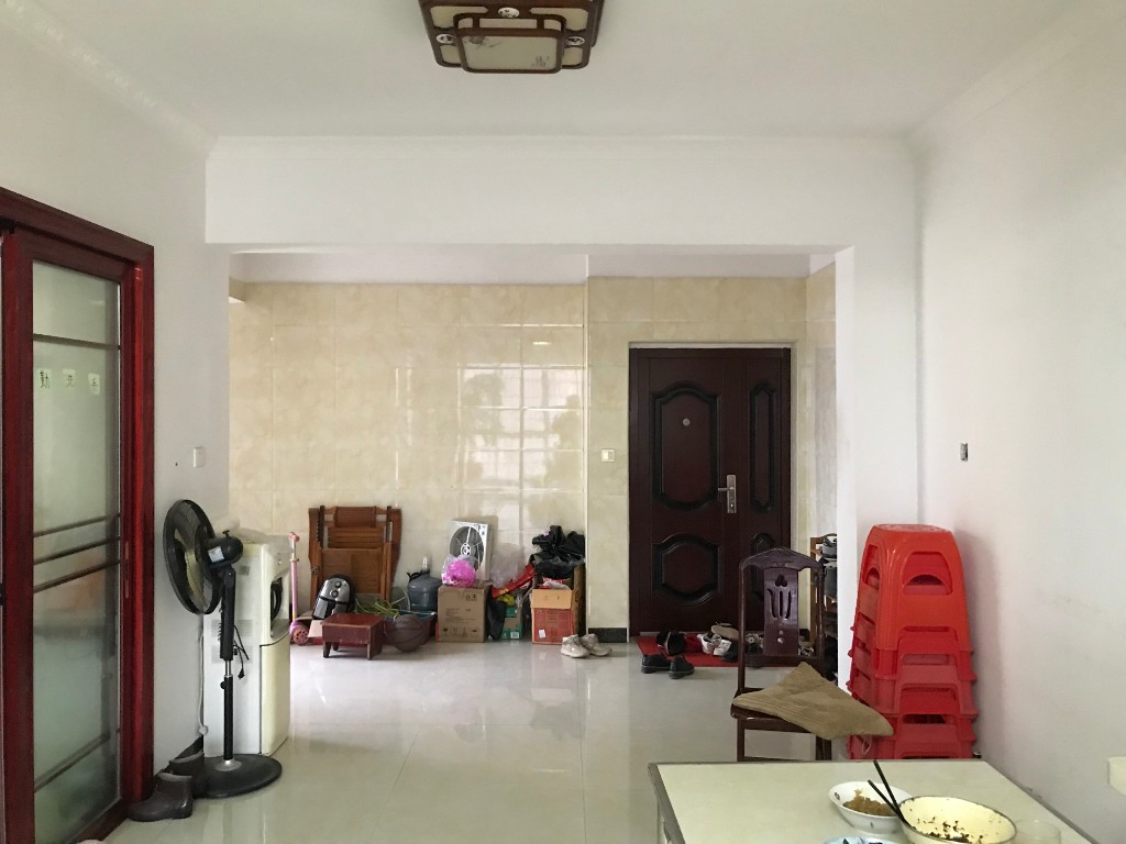 吉星金融广场(牡丹园) 3室2厅2卫 90.8万 吉星金融广场(牡丹园) 3室2厅2卫 90.8万客厅