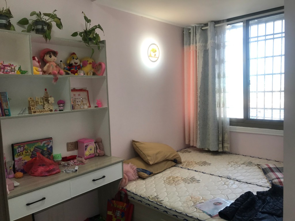 祥泰华园  3室2厅1卫    68.0万 祥泰华园  3室2厅1卫    68.0万卧室