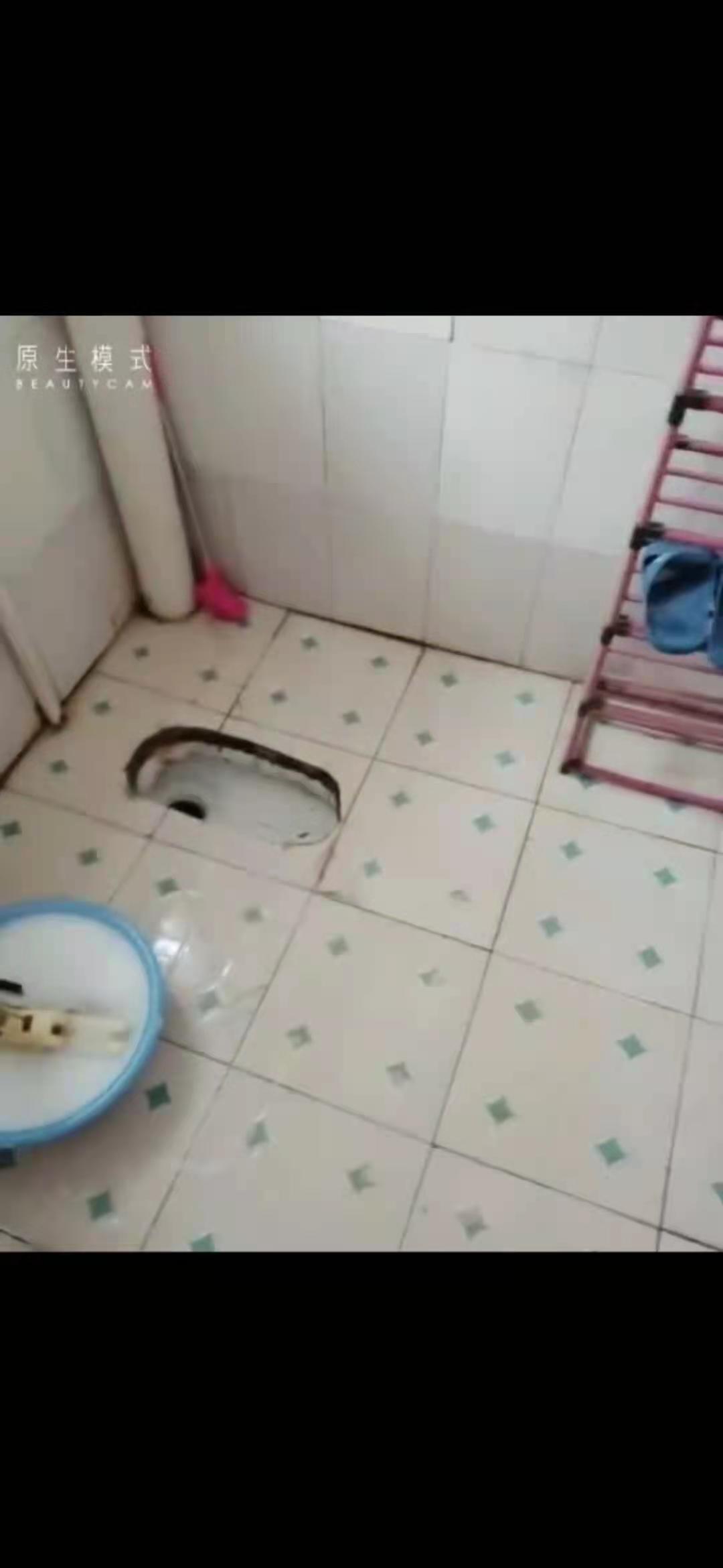 梓园社区(麻纺厂宿舍)  2室2厅1卫    450.0元/月 梓园社区(麻纺厂宿舍)  2室2厅1卫    450.0元/月室内图