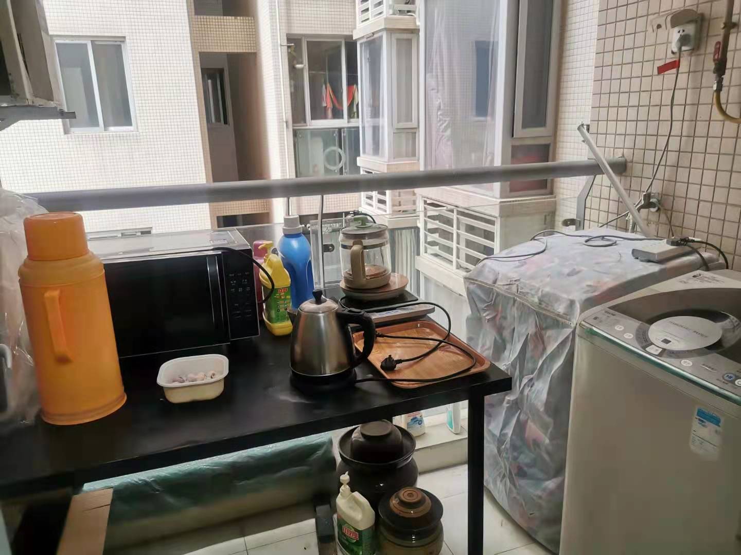 橙花风景  2室1厅1卫    2500.0元/月 橙花风景  2室1厅1卫    2500.0元/月小区图