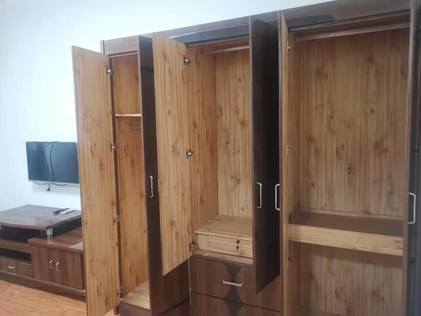 南湖锦苑 1室1厅1卫 1500.0元/月 南湖锦苑 1室1厅1卫 1500.0元/月室内图