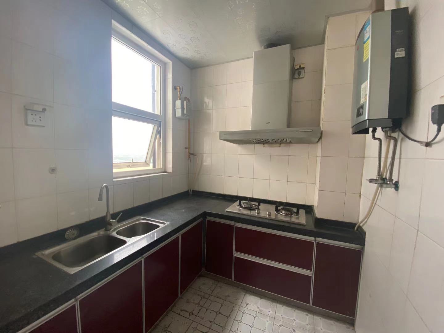 二江花园 3室2厅2卫 2200.0元/月 二江花园 3室2厅2卫 2200.0元/月室内图