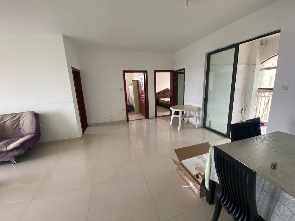 三一歌雅郡 3室2厅1卫 1200.0元/月 三一歌雅郡 3室2厅1卫 1200.0元/月室内图