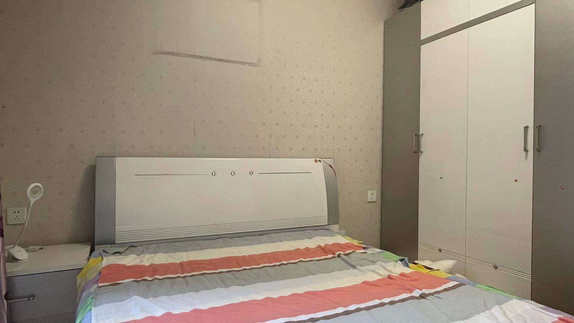 朗基龙堂  3室2厅1卫   3200.00元/月室内图