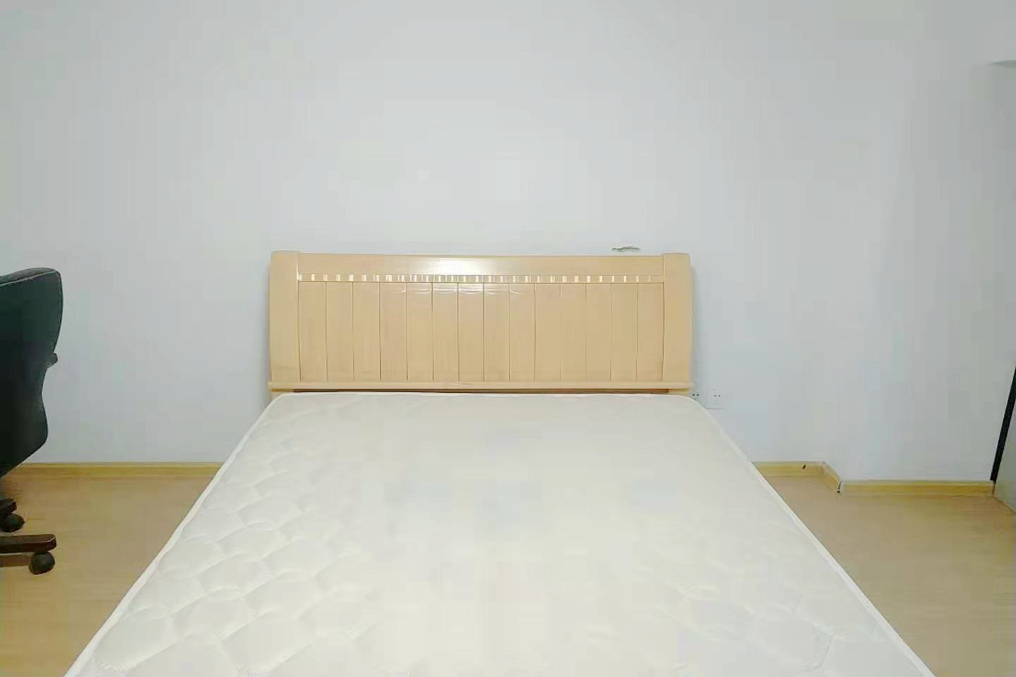 華海3C(天心電子世界)  1室1廳1衛(wèi)    1000.0元/月室內(nèi)圖