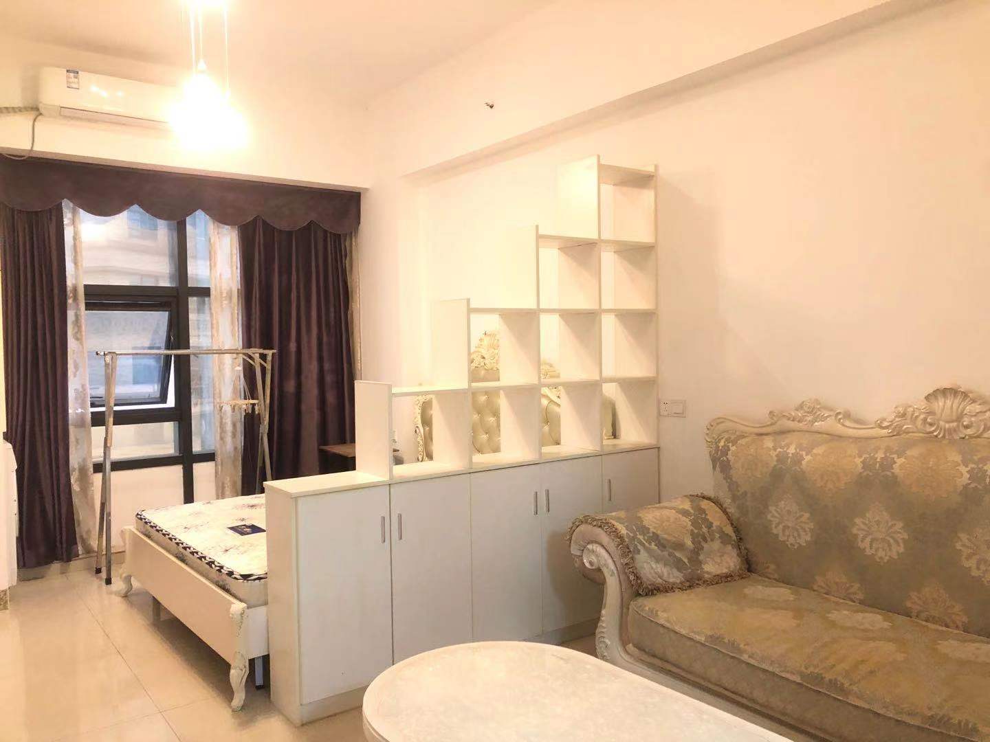 御溪国际 1室1厅1卫 2300.0元/月 御溪国际 1室1厅1卫 2300.0元/月室内图