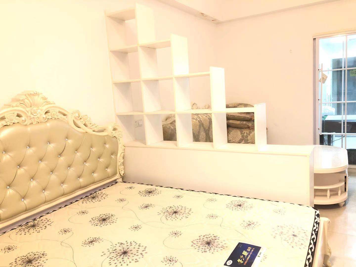 御溪国际 1室1厅1卫 2300.0元/月 御溪国际 1室1厅1卫 2300.0元/月室内图