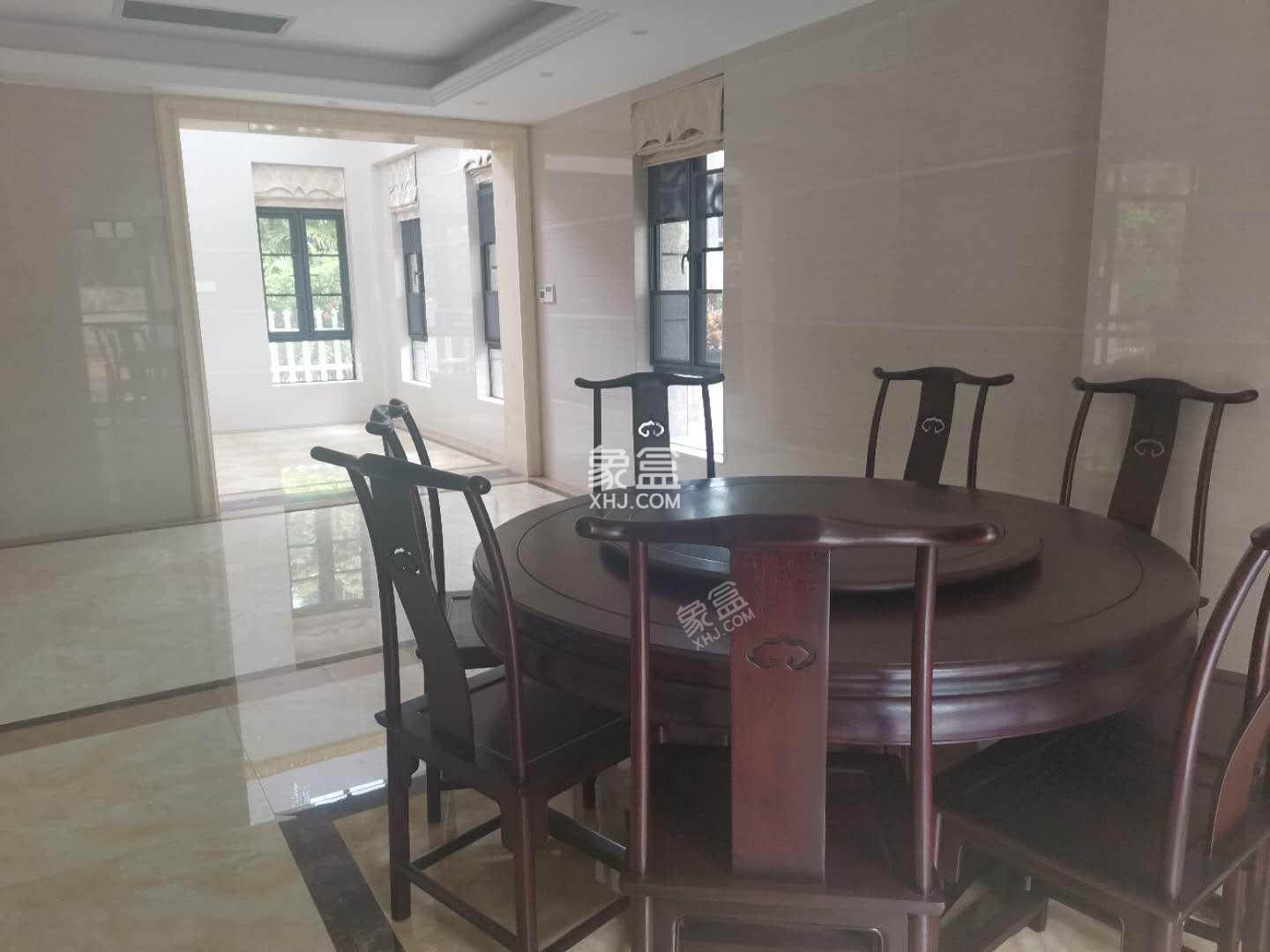 大华西海岸温泉别墅  0室0厅0卫    1150.0万 大华西海岸温泉别墅  0室0厅0卫    1150.0万卫生间