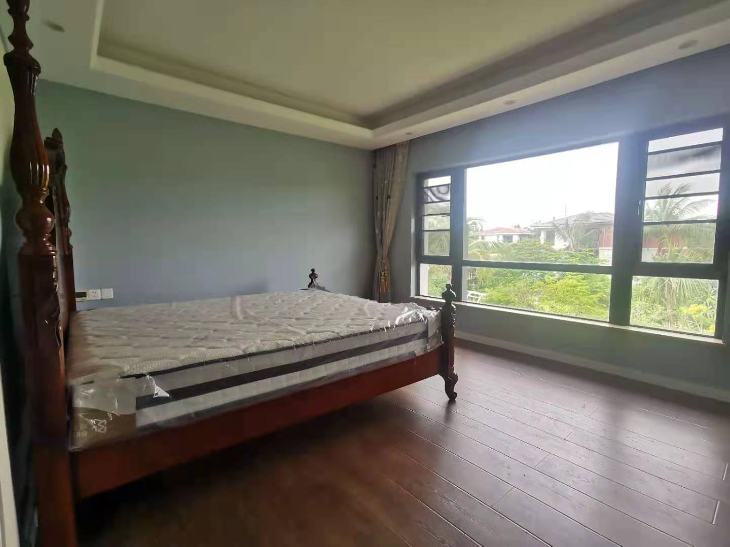 大华西海岸温泉别墅  0室0厅0卫    1150.0万 大华西海岸温泉别墅  0室0厅0卫    1150.0万卫生间