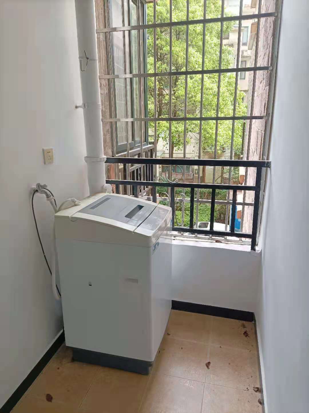 金色晓岛 3室2厅2卫 2400.0元/月 金色晓岛 3室2厅2卫 2400.0元/月室内图