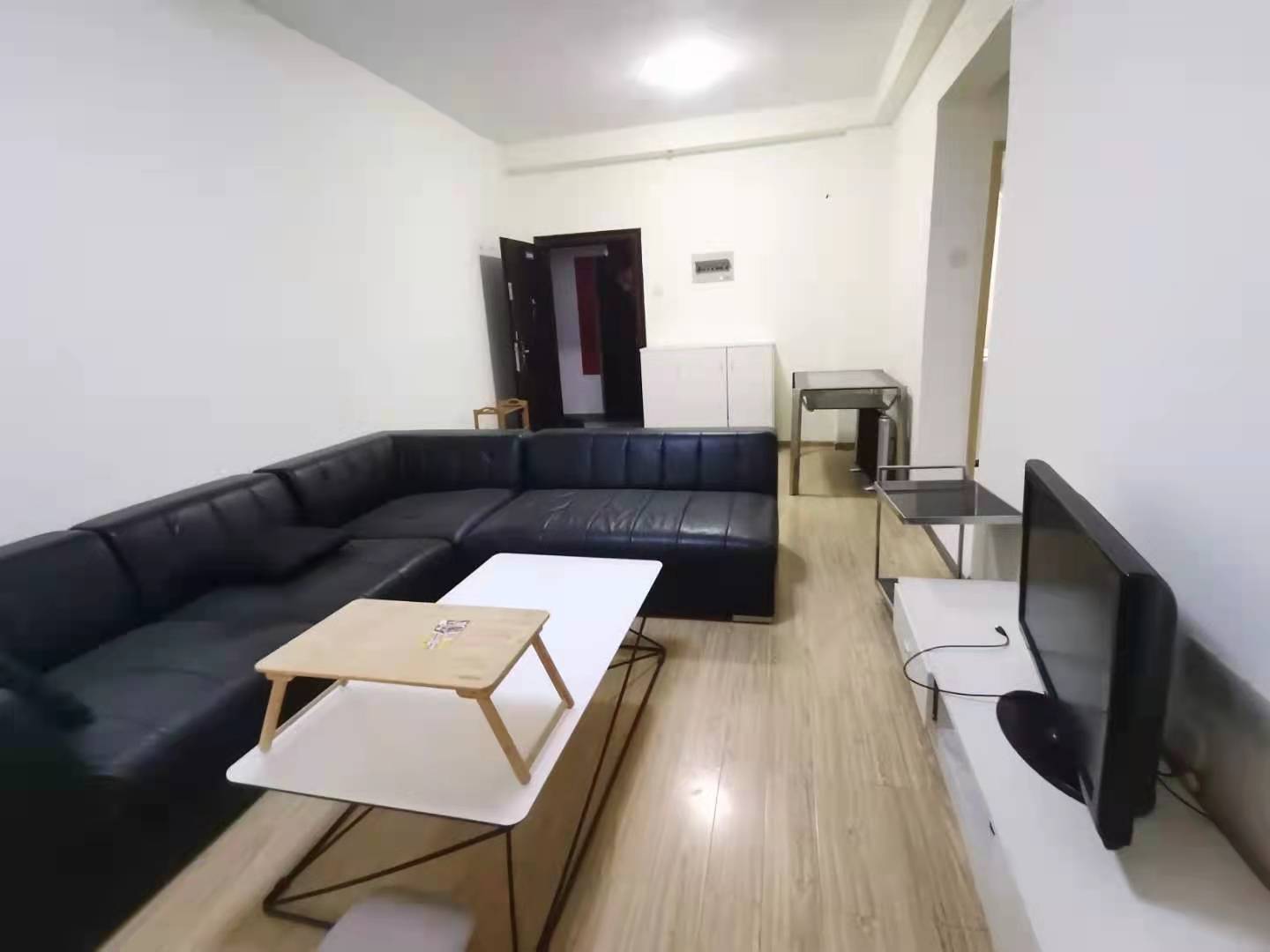 鑫远杰座  2室2厅1卫    2300.0元/月室内图