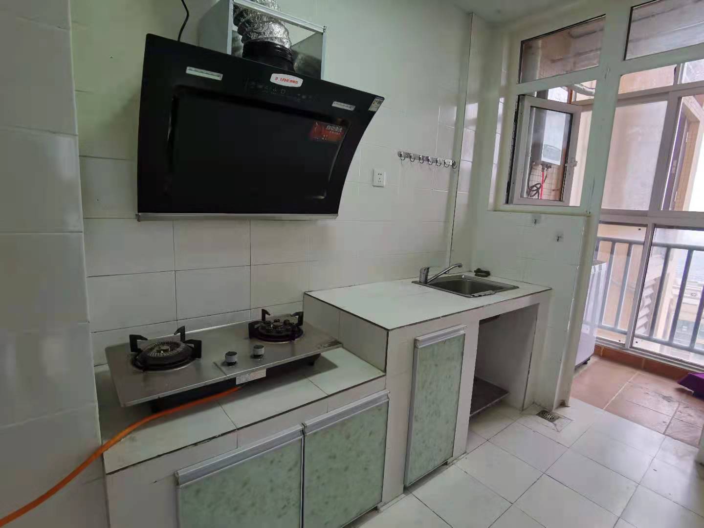 南湖尚景  1室1厅1卫    1600.0元/月 南湖尚景  1室1厅1卫    1600.0元/月室内图