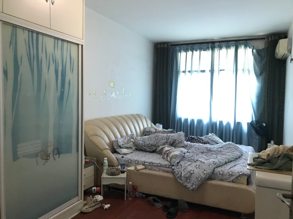 东星花园 4室2厅2卫 83.8万 东星花园 4室2厅2卫 83.8万卧室