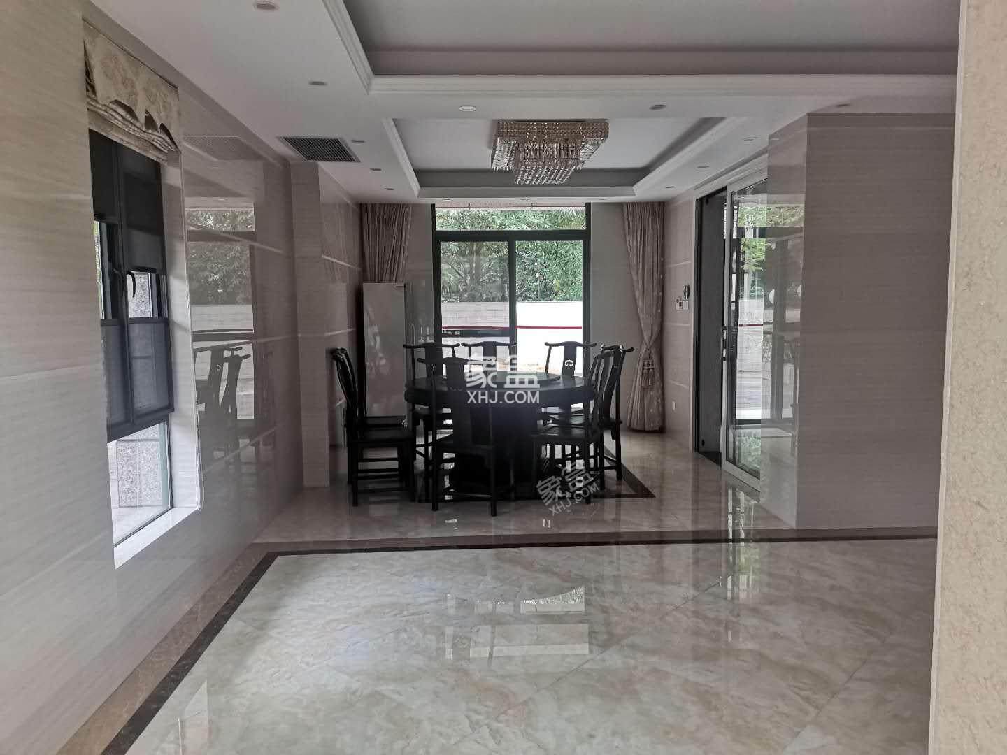 大华西海岸温泉别墅  0室0厅0卫    1150.0万 大华西海岸温泉别墅  0室0厅0卫    1150.0万卫生间