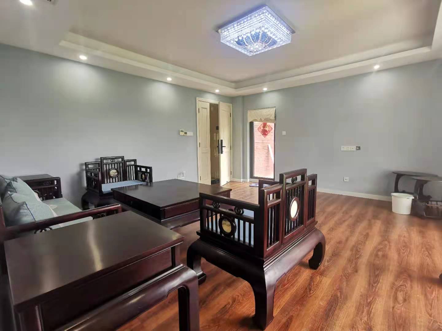 大华西海岸温泉别墅  0室0厅0卫    1150.0万 大华西海岸温泉别墅  0室0厅0卫    1150.0万卧室