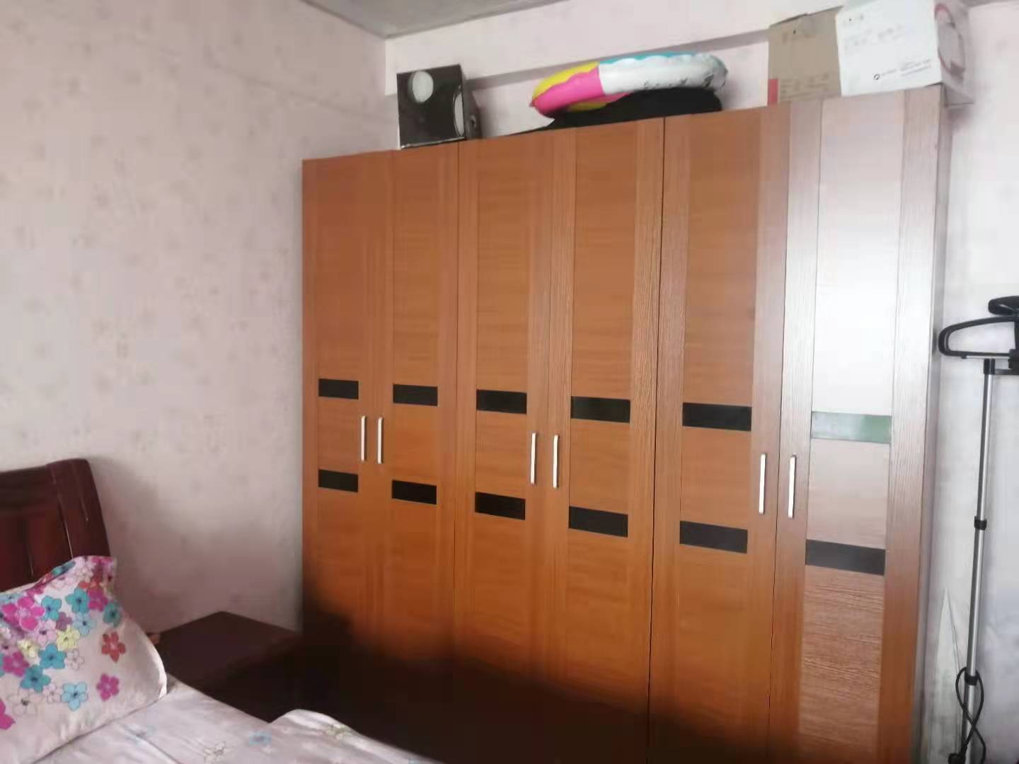 滨江财富中心 1室1厅1卫 1200.0元/月 滨江财富中心 1室1厅1卫 1200.0元/月室内图