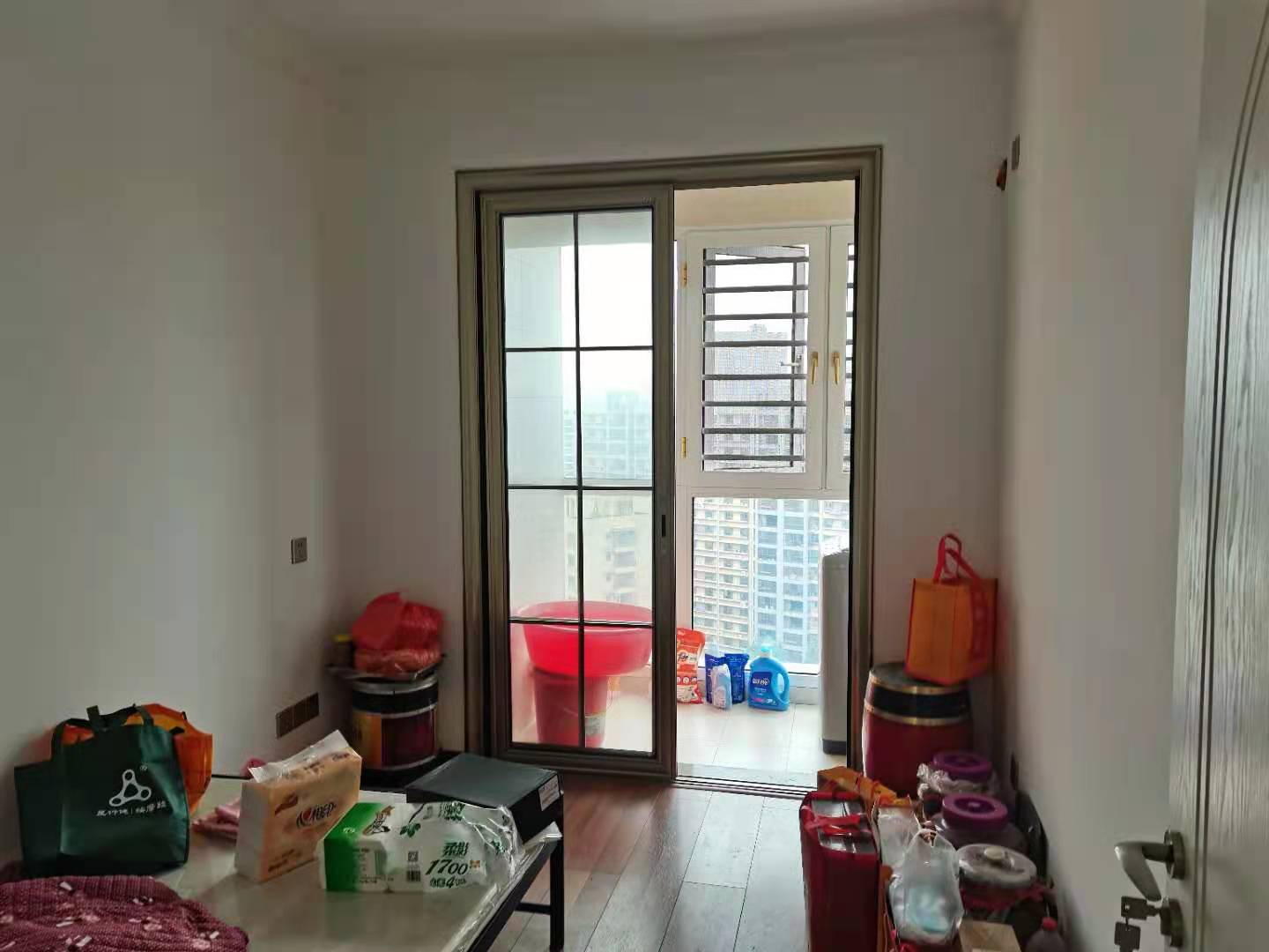 金益紫檀 4室2厅2卫 135.0万 金益紫檀 4室2厅2卫 135.0万卧室