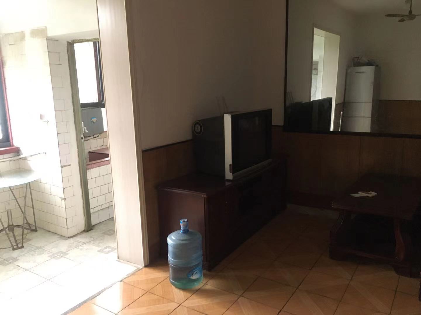 建宁新村 2室2厅1卫 1000.0元/月 建宁新村 2室2厅1卫 1000.0元/月室内图