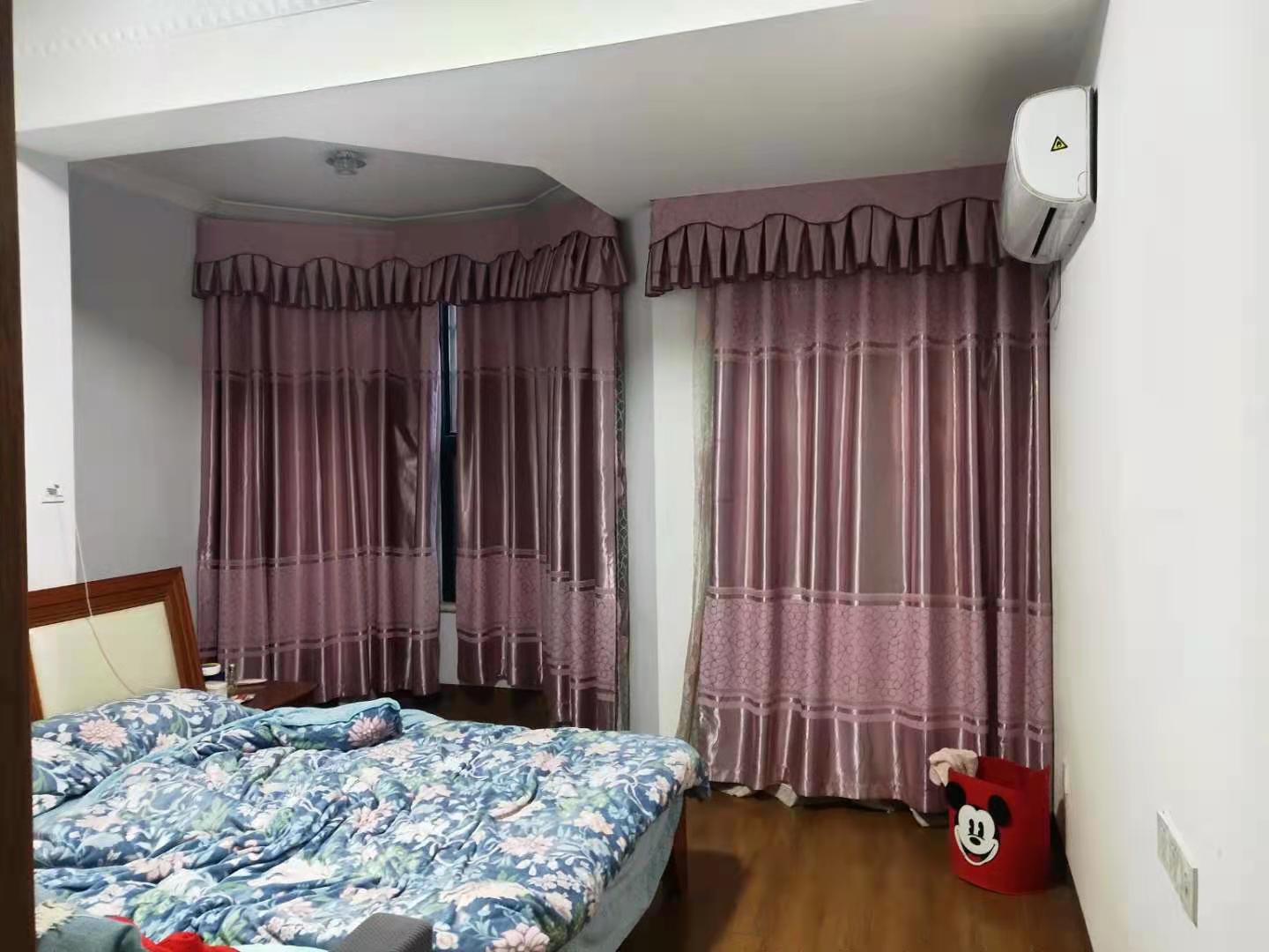 吉泰丽园 5室2厅2卫 3500.0元/月 吉泰丽园 5室2厅2卫 3500.0元/月室内图