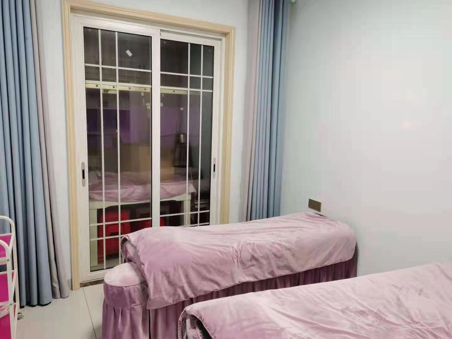 锦绣欣城 3室2厅2卫 95.8万 锦绣欣城 3室2厅2卫 95.8万卫生间