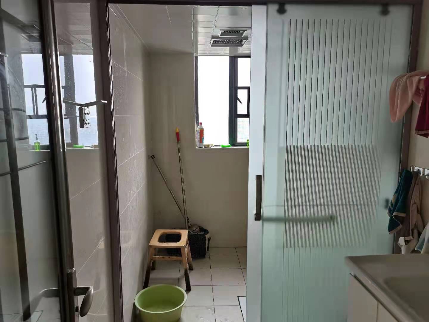 金益紫檀 4室2厅2卫 135.0万 金益紫檀 4室2厅2卫 135.0万卫生间