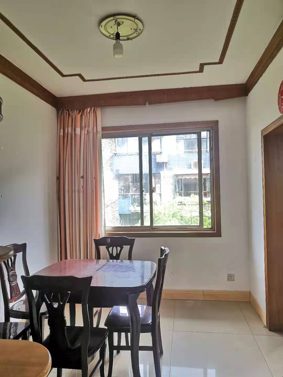 株洲长江北路阳光小区(锁) 3室2厅1卫 1500.0元/月 株洲长江北路阳光小区(锁) 3室2厅1卫 1500.0元/月室内图