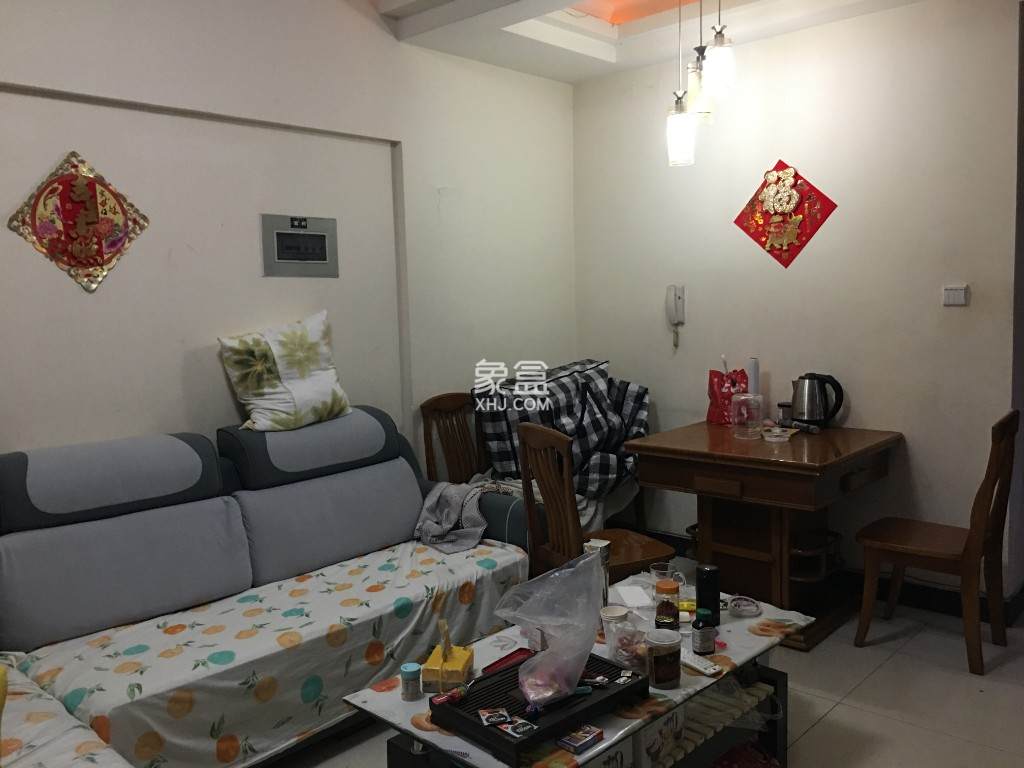 左右小区 2室1厅1卫 1800.0元/月 左右小区 2室1厅1卫 1800.0元/月室内图