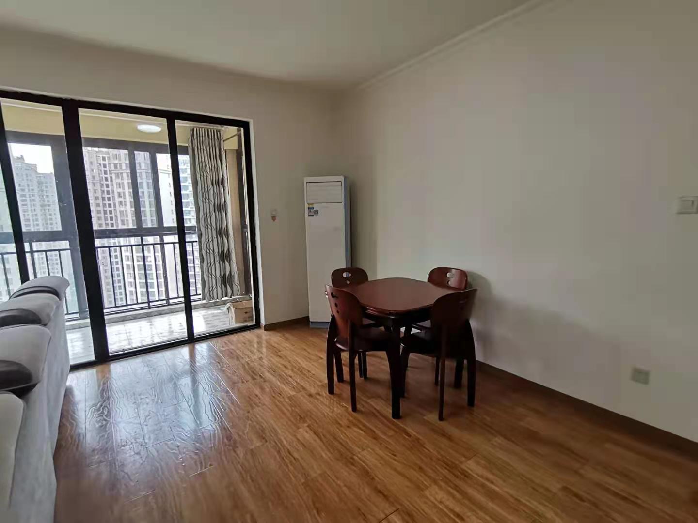 佳兆业君汇上品  3室2厅2卫    2800.0元/月 佳兆业君汇上品  3室2厅2卫    2800.0元/月室内图