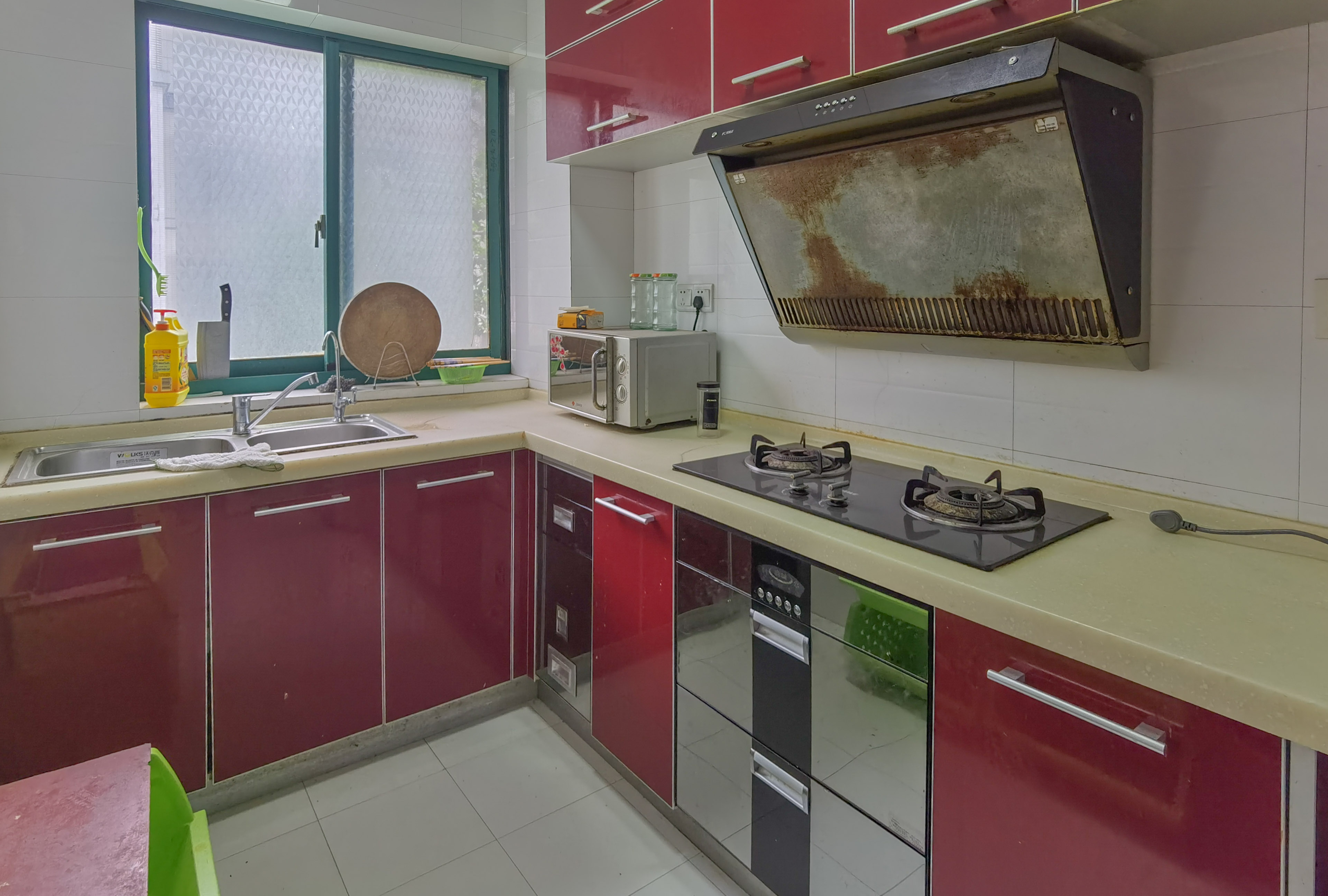 秦淮世家 3室2厅2卫 69.8万 秦淮世家 3室2厅2卫 69.8万客厅