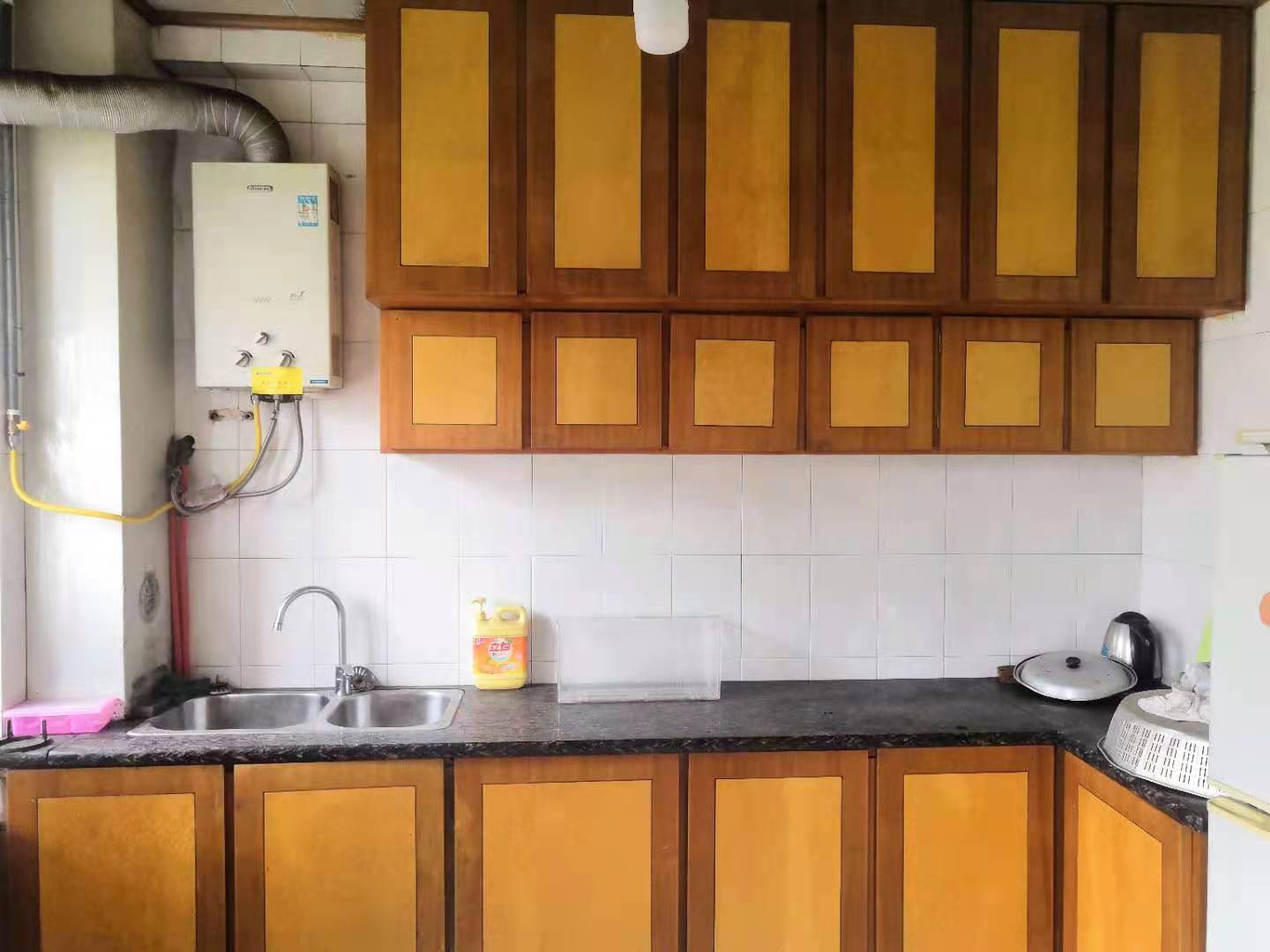 株洲长江北路阳光小区(锁) 3室2厅1卫 1500.0元/月 株洲长江北路阳光小区(锁) 3室2厅1卫 1500.0元/月室内图