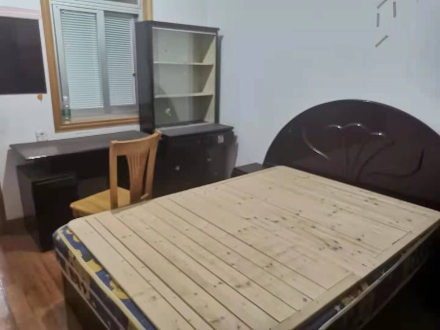 水竹二村 2室2厅1卫 1000.0元/月 水竹二村 2室2厅1卫 1000.0元/月室内图