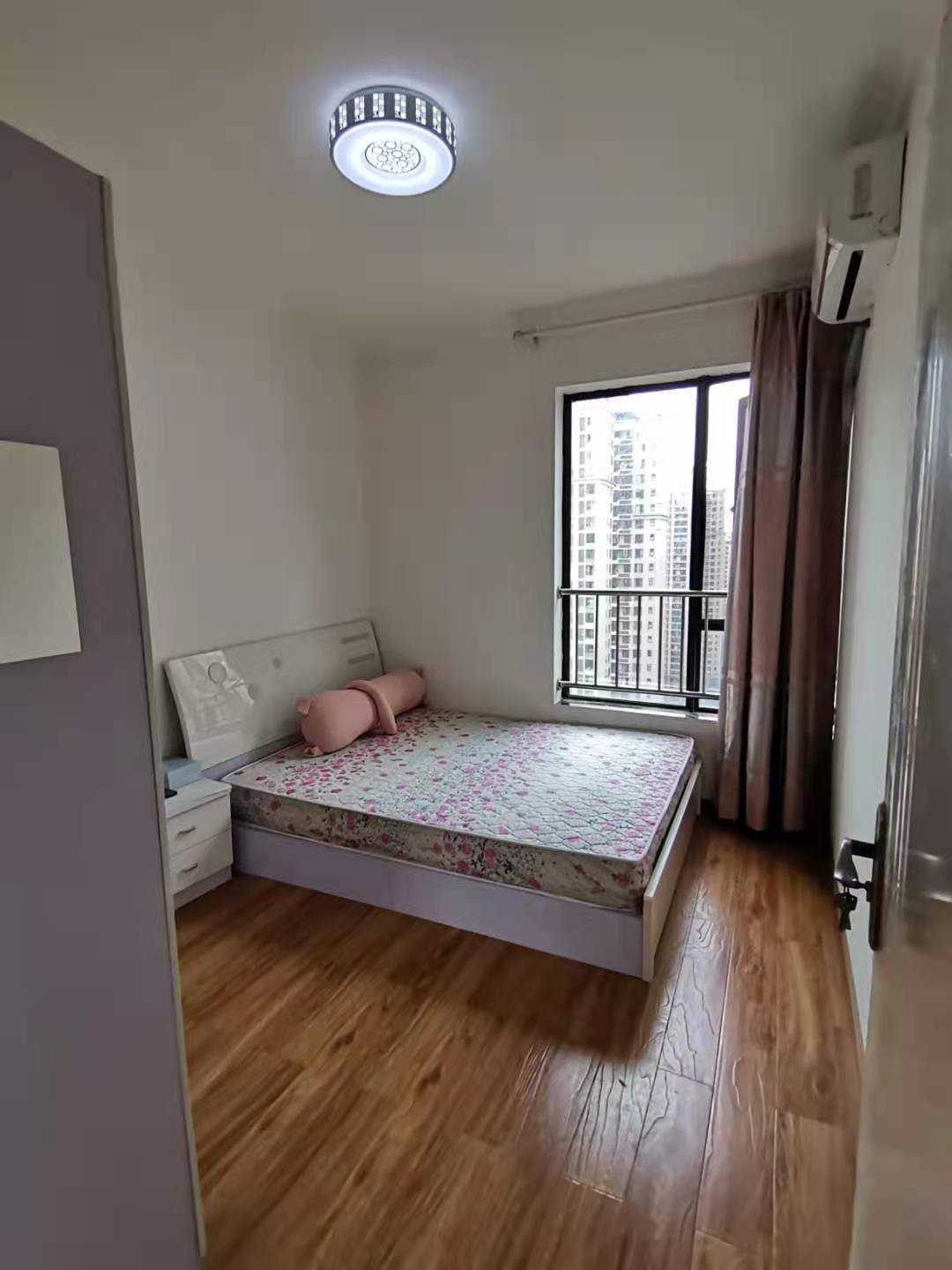佳兆业君汇上品  3室2厅2卫   2800.00元/月室内图