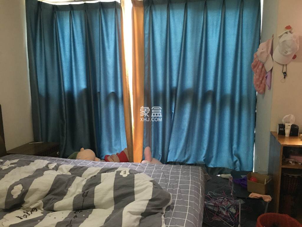 左右小区 2室1厅1卫 1800.0元/月 左右小区 2室1厅1卫 1800.0元/月小区图