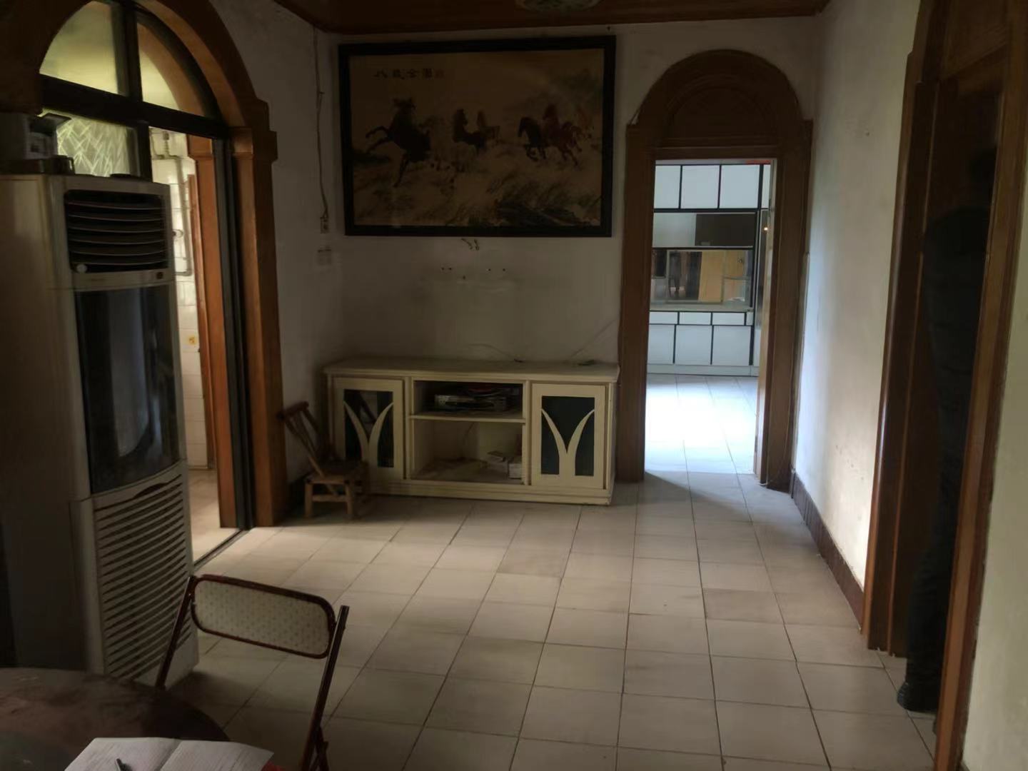 电力局家属楼 3室2厅1卫 59.8万 电力局家属楼 3室2厅1卫 59.8万卧室