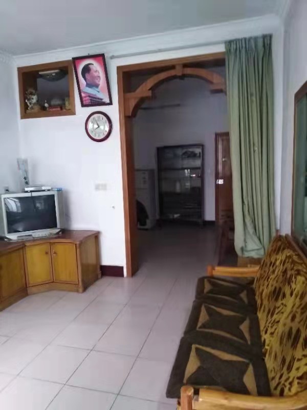 老市政府家属楼(机关三院) 3室2厅1卫 1100.0元/月 老市政府家属楼(机关三院) 3室2厅1卫 1100.0元/月室内图