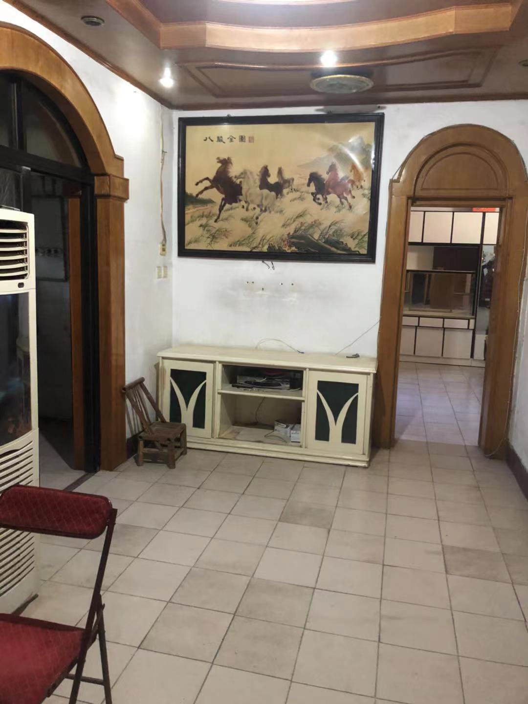 电力局家属楼 3室2厅1卫 59.8万 电力局家属楼 3室2厅1卫 59.8万客厅