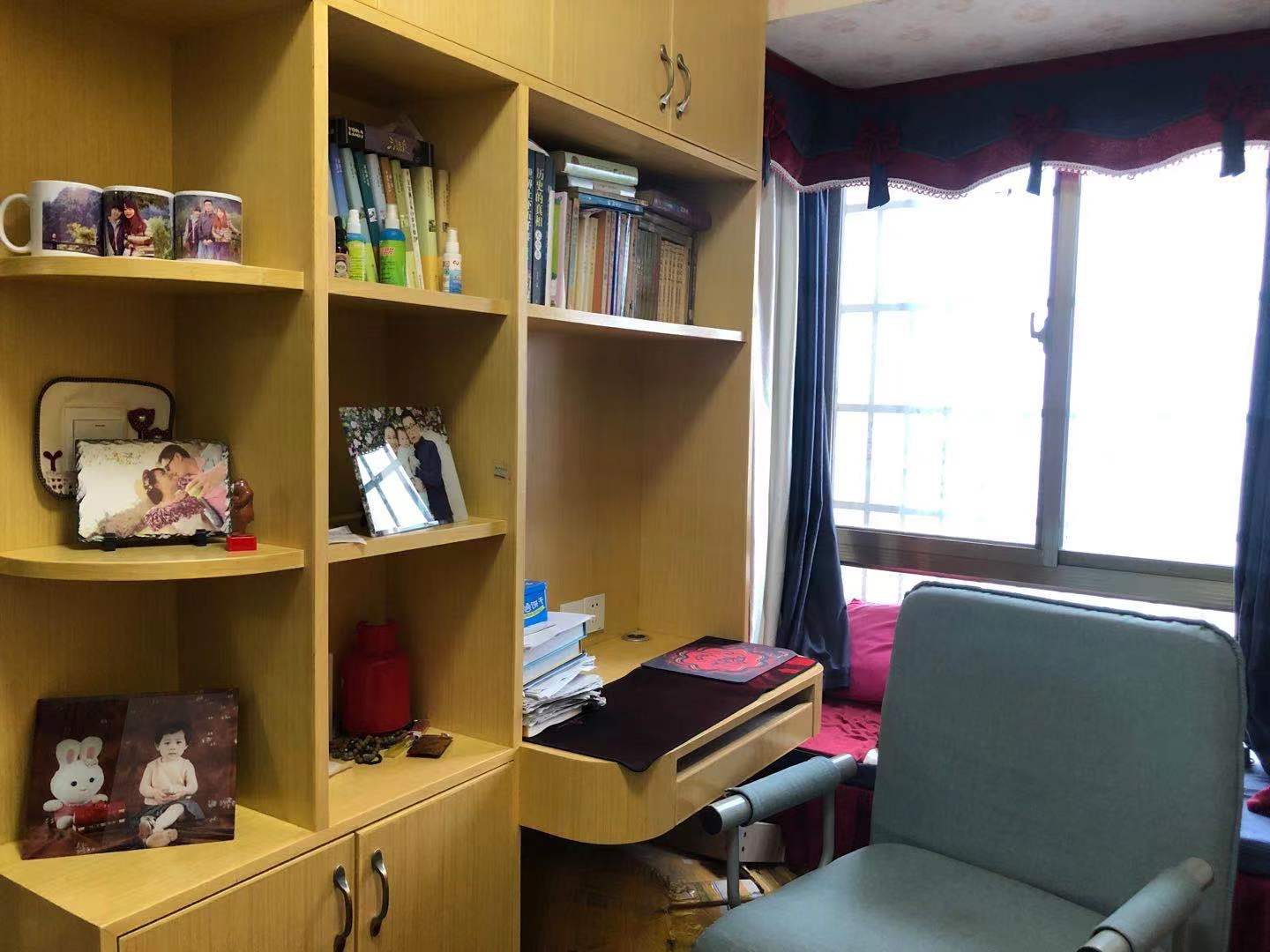 碧桂园 3室2厅1卫 72.8万 碧桂园 3室2厅1卫 72.8万客厅