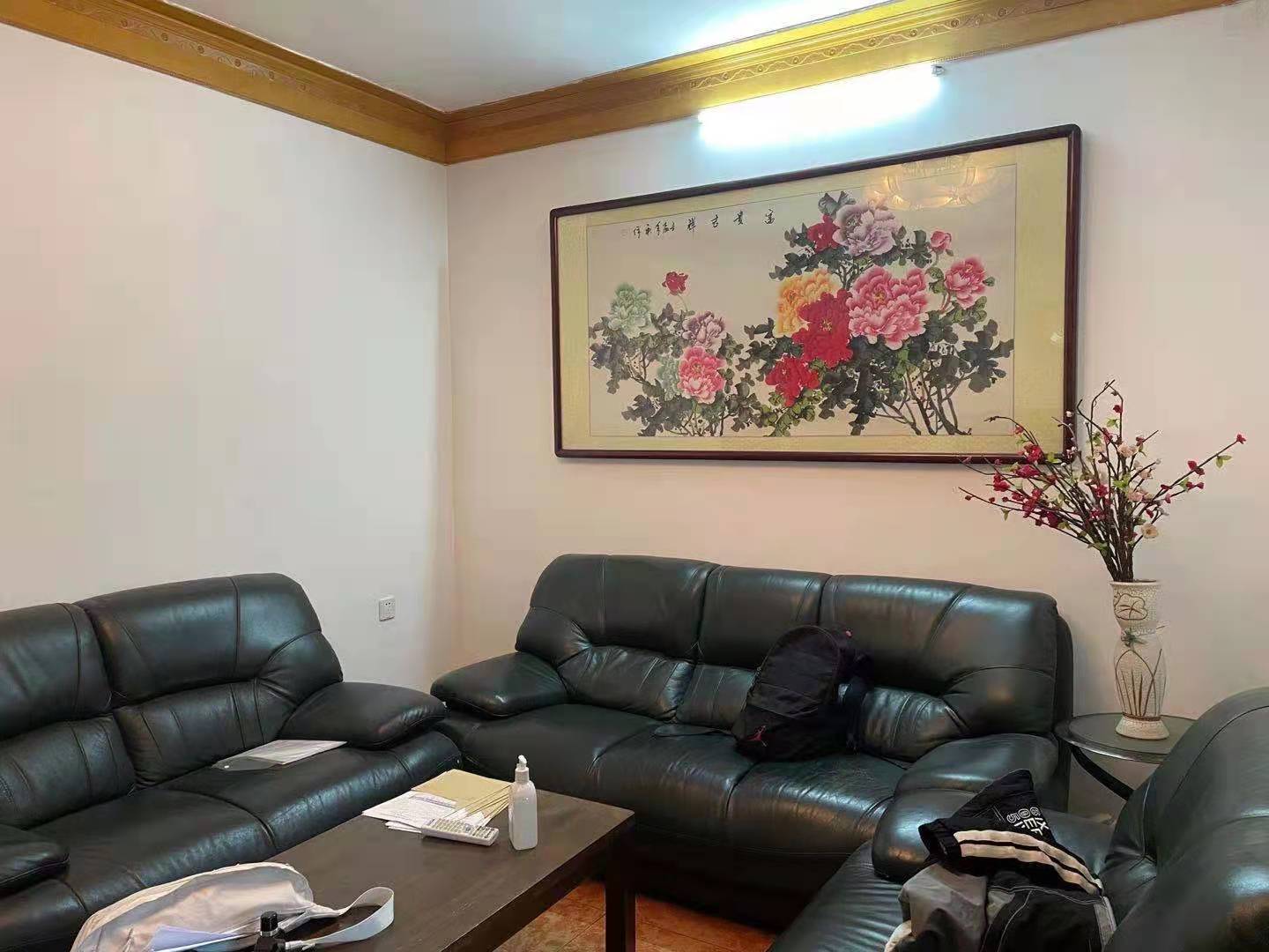 电力局家属楼  3室2厅1卫    55.8万 电力局家属楼  3室2厅1卫    55.8万客厅