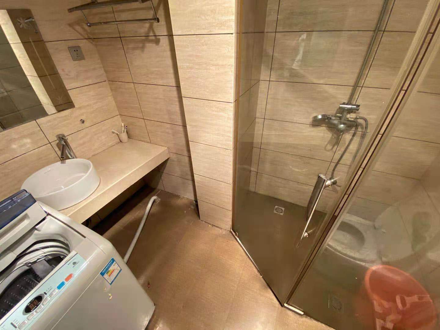 富华商业广场  1室1厅1卫   1100.00元/月室内图