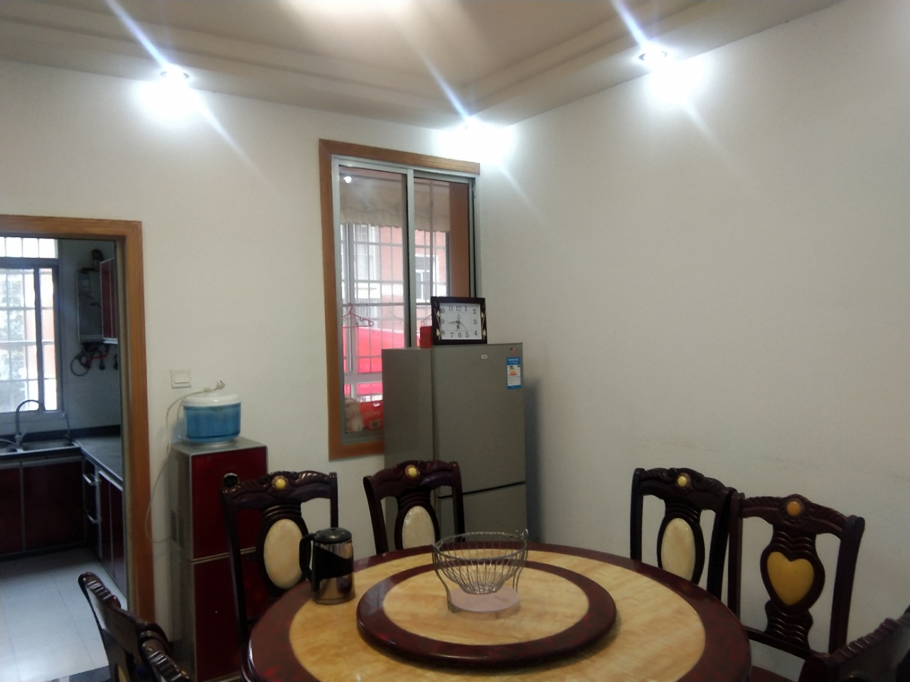 大汉巨龙家园  4室2厅2卫    91.8万 大汉巨龙家园  4室2厅2卫    91.8万客厅