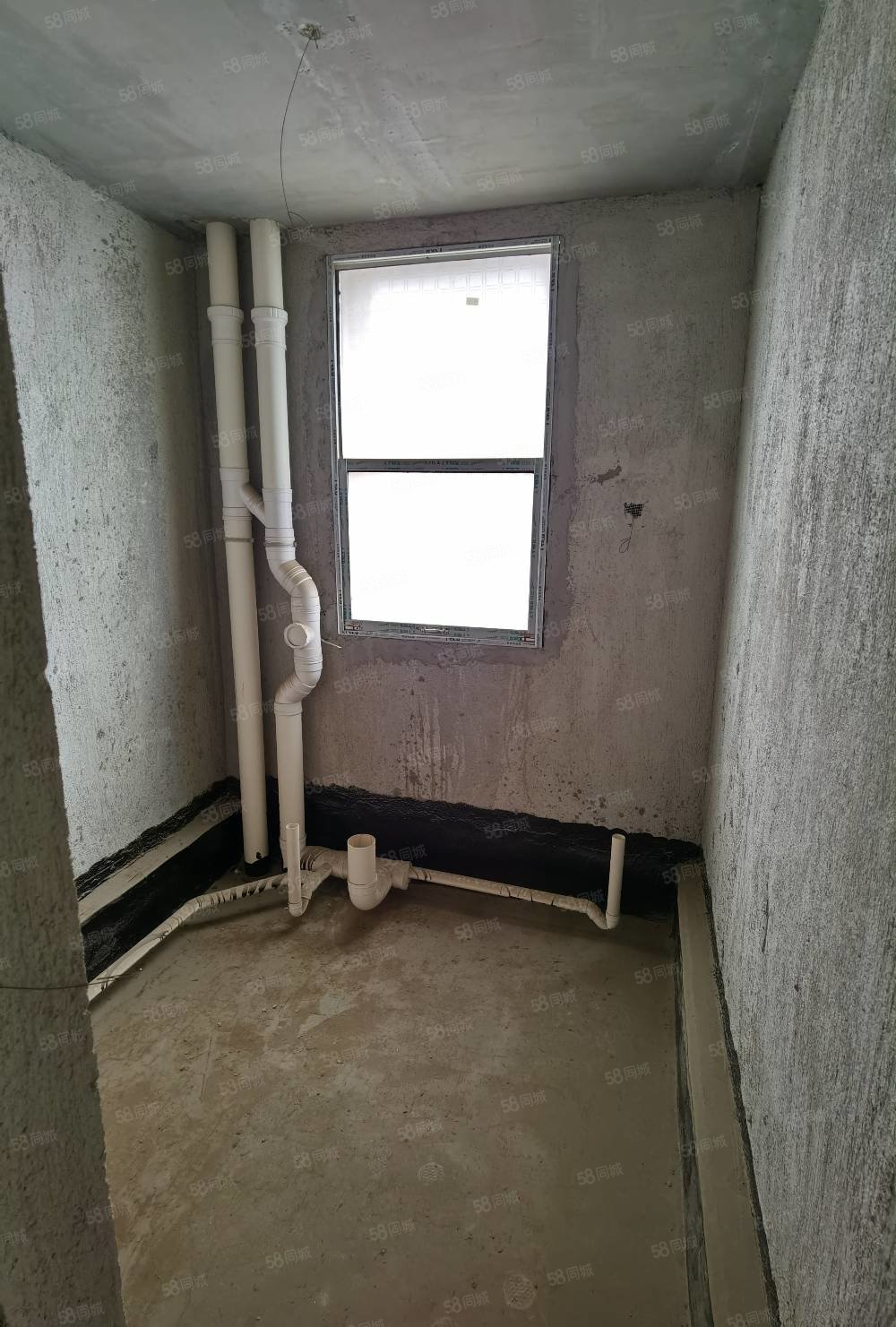 孙水明珠  4室2厅2卫    61.8万 孙水明珠  4室2厅2卫    61.8万卫生间