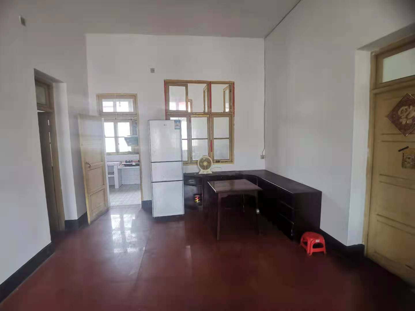 棉纺厂单位房  3室2厅1卫    40.8万 棉纺厂单位房  3室2厅1卫    40.8万客厅